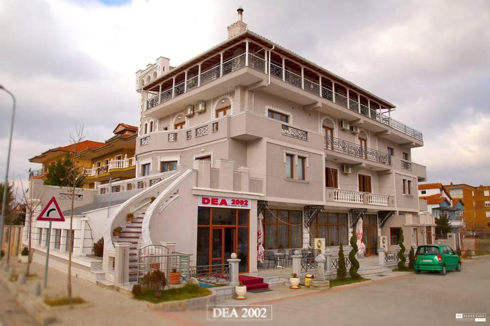 Hotel Dea 2002