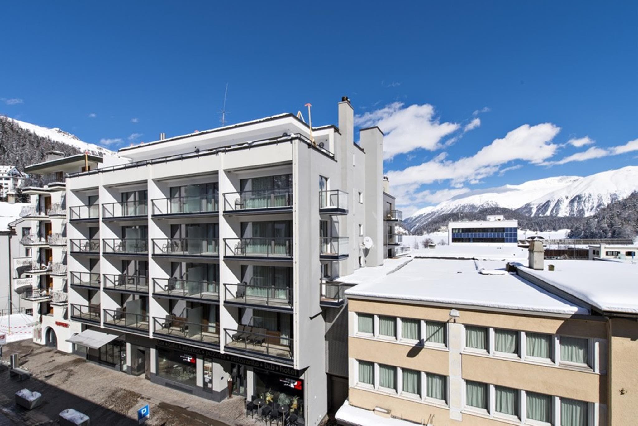 Hotel Piz