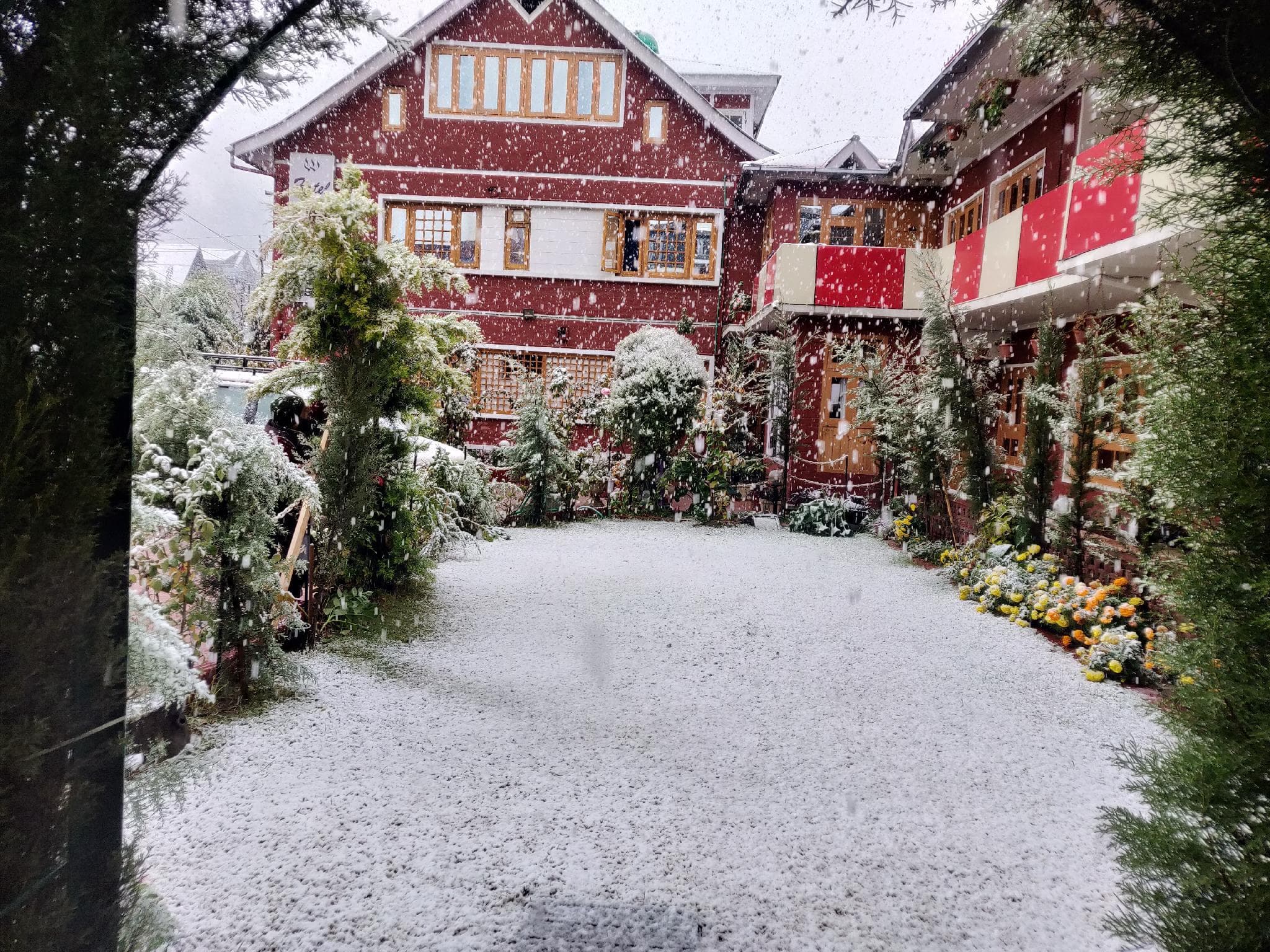 Walisons Hotel