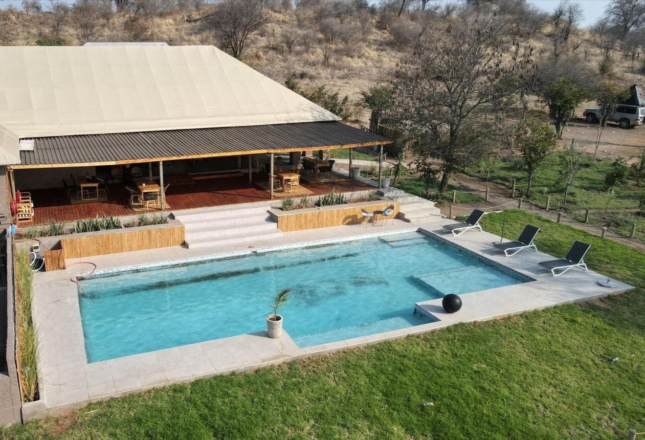 Xhabe Safri Lodge