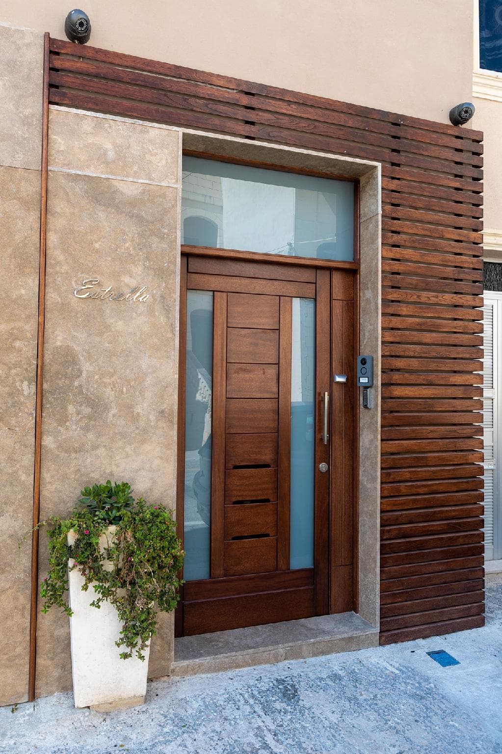 Estrella Lodging