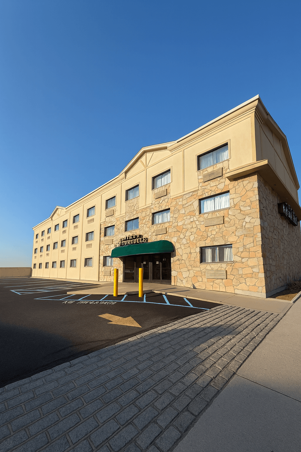 Floral Park Motor Lodge