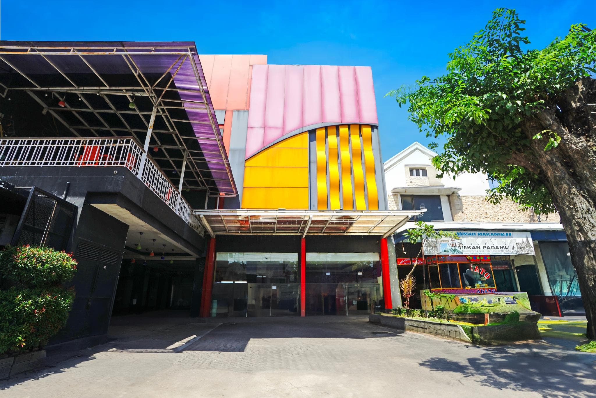 Townhouse Oak Malang near ITN Malang formerly Fariz Hotel Singosari