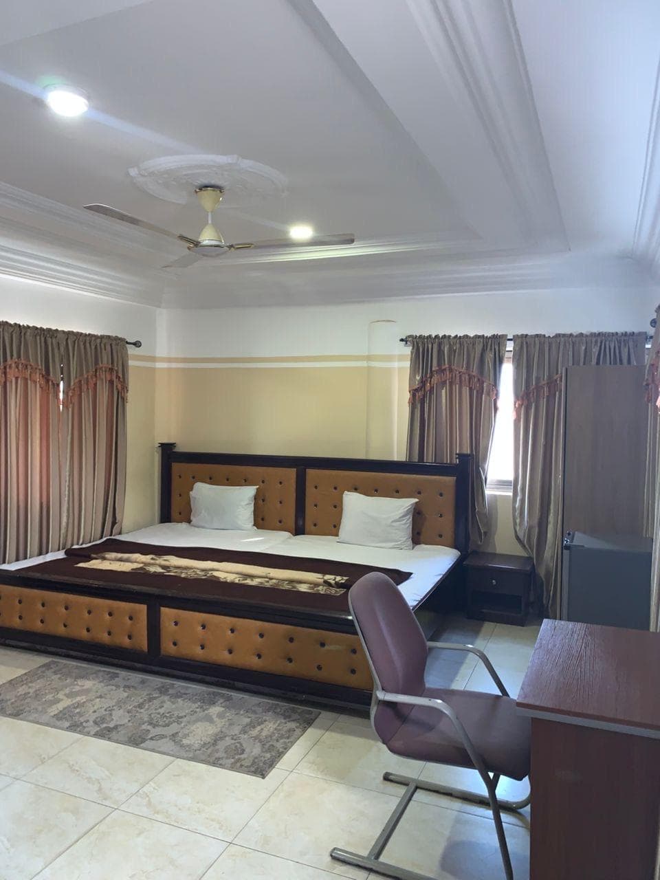 Onayaa Hotel