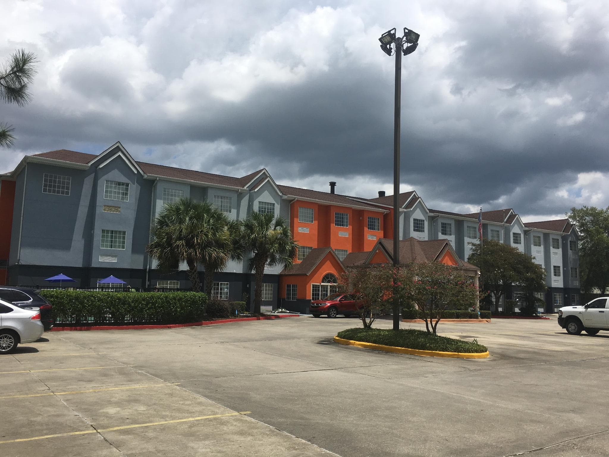 Trident Inn and Suites