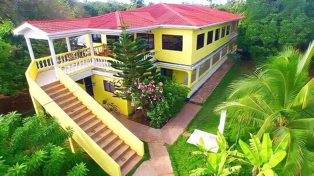 Sunshine Hotel
