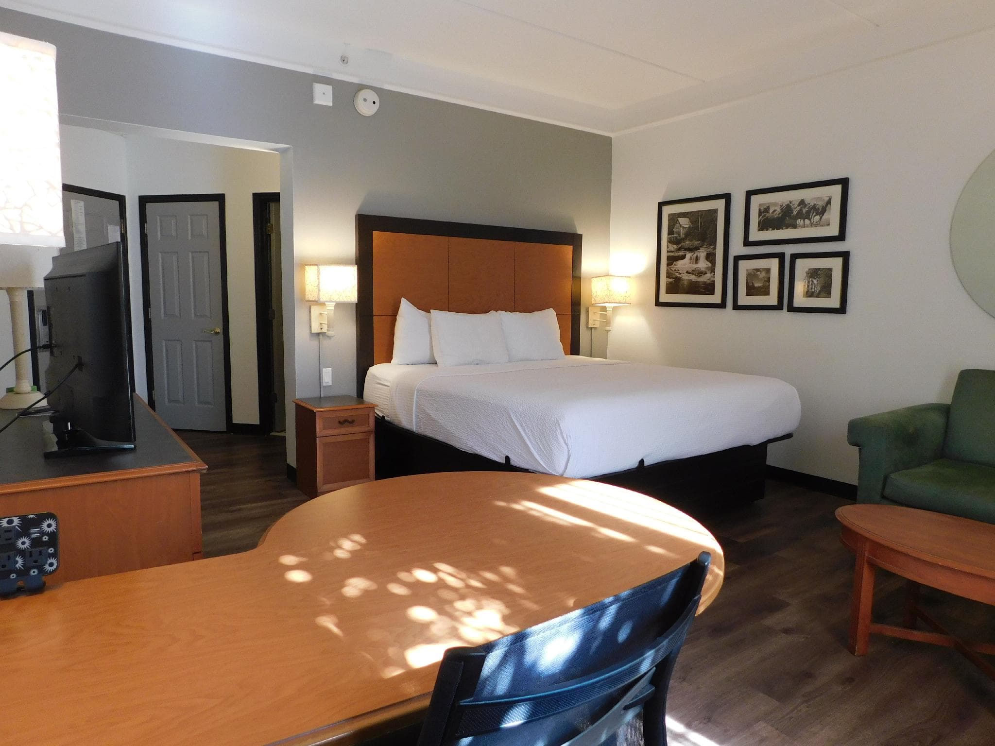 La Quinta Inn & Suites by Wyndham Winston-Salem
