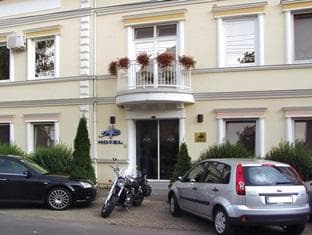 Tisza Alfa Hotel