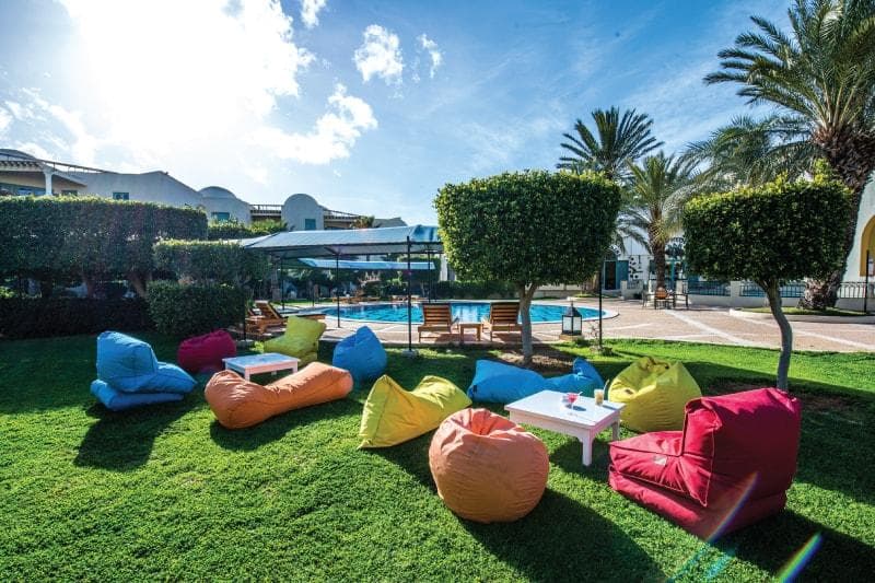 Suites hôtel les charmilles & spa