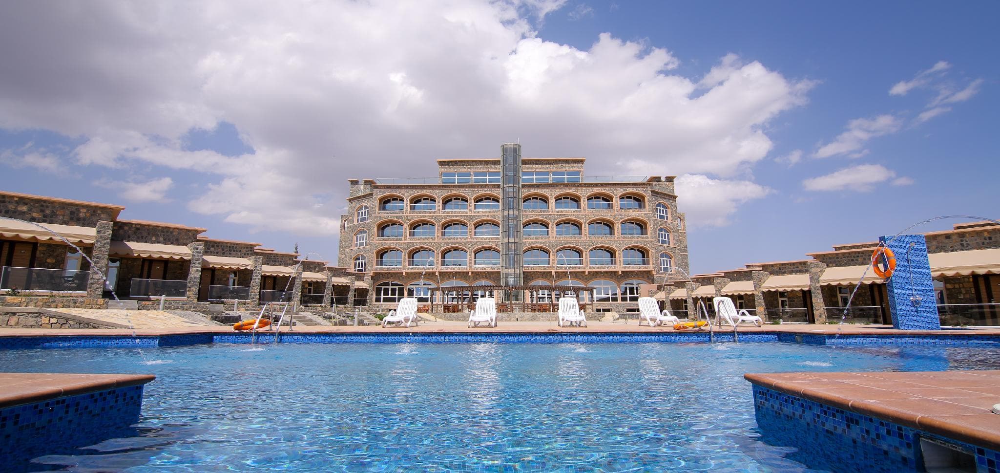 Sama Hotel