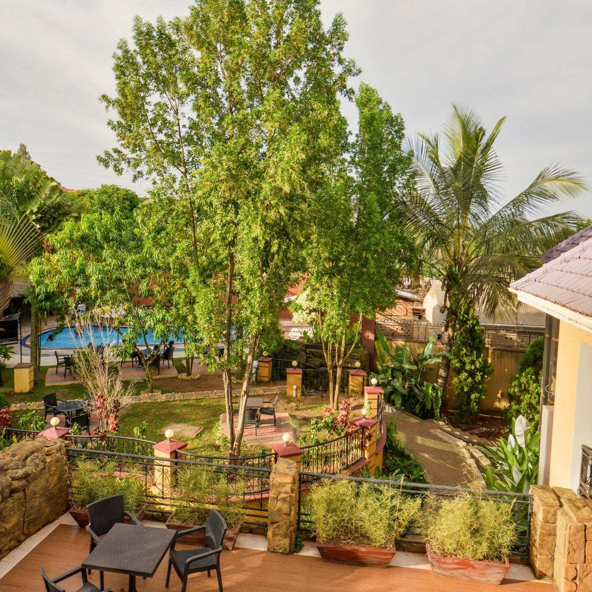 raheritage village hotel
