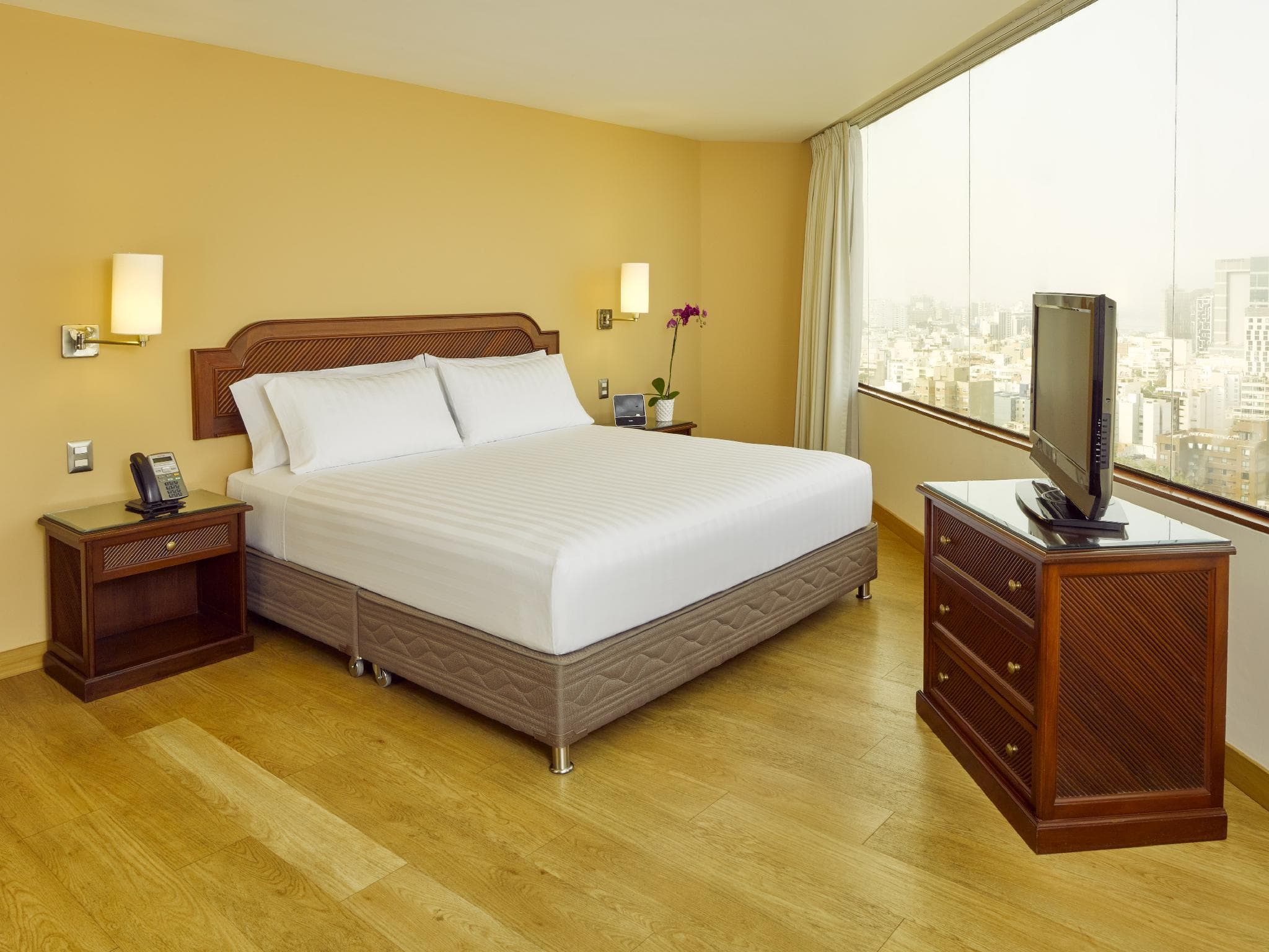 Hotel Estelar Miraflores