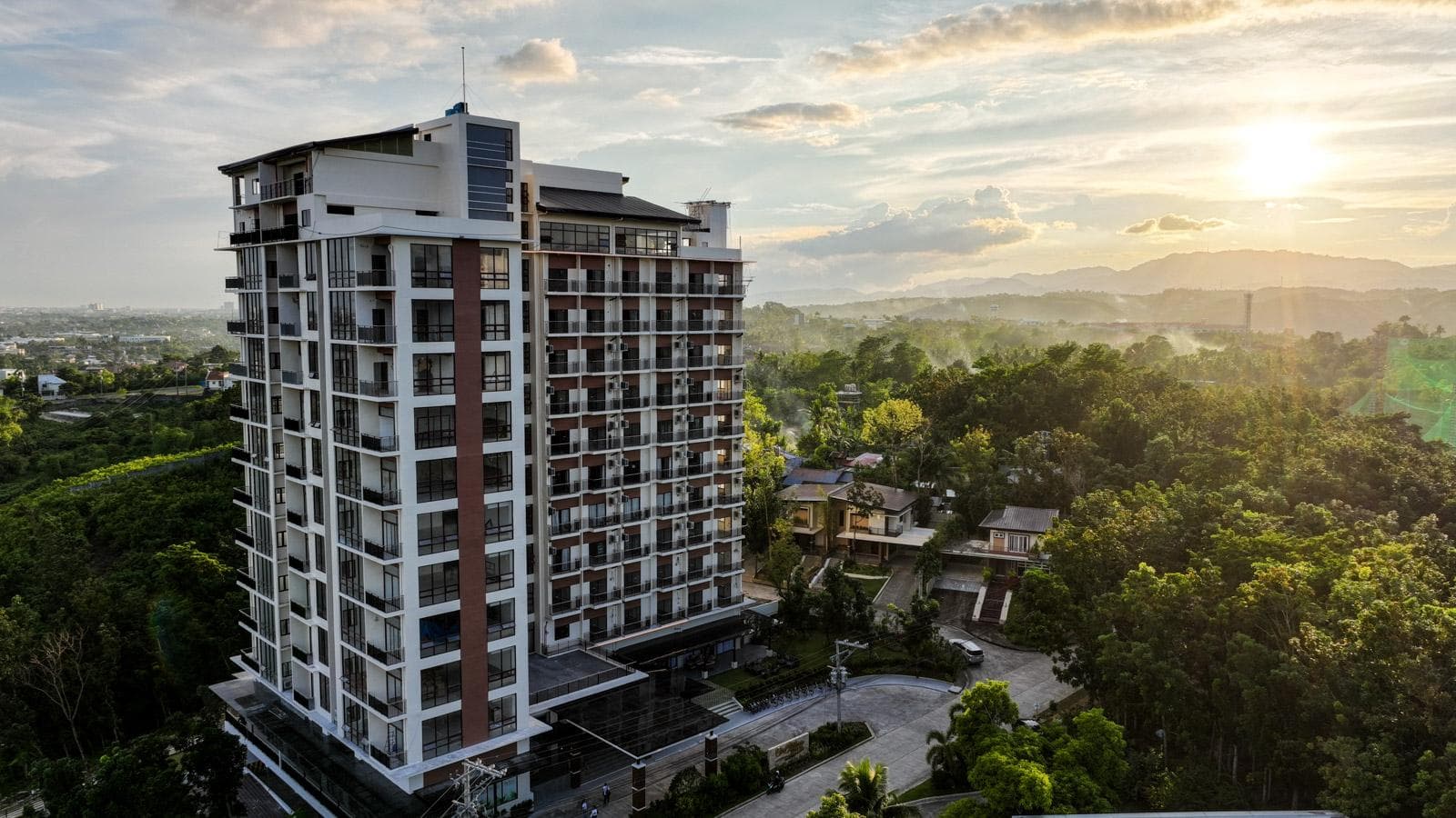 Cebu One Tectona Resort Hotel