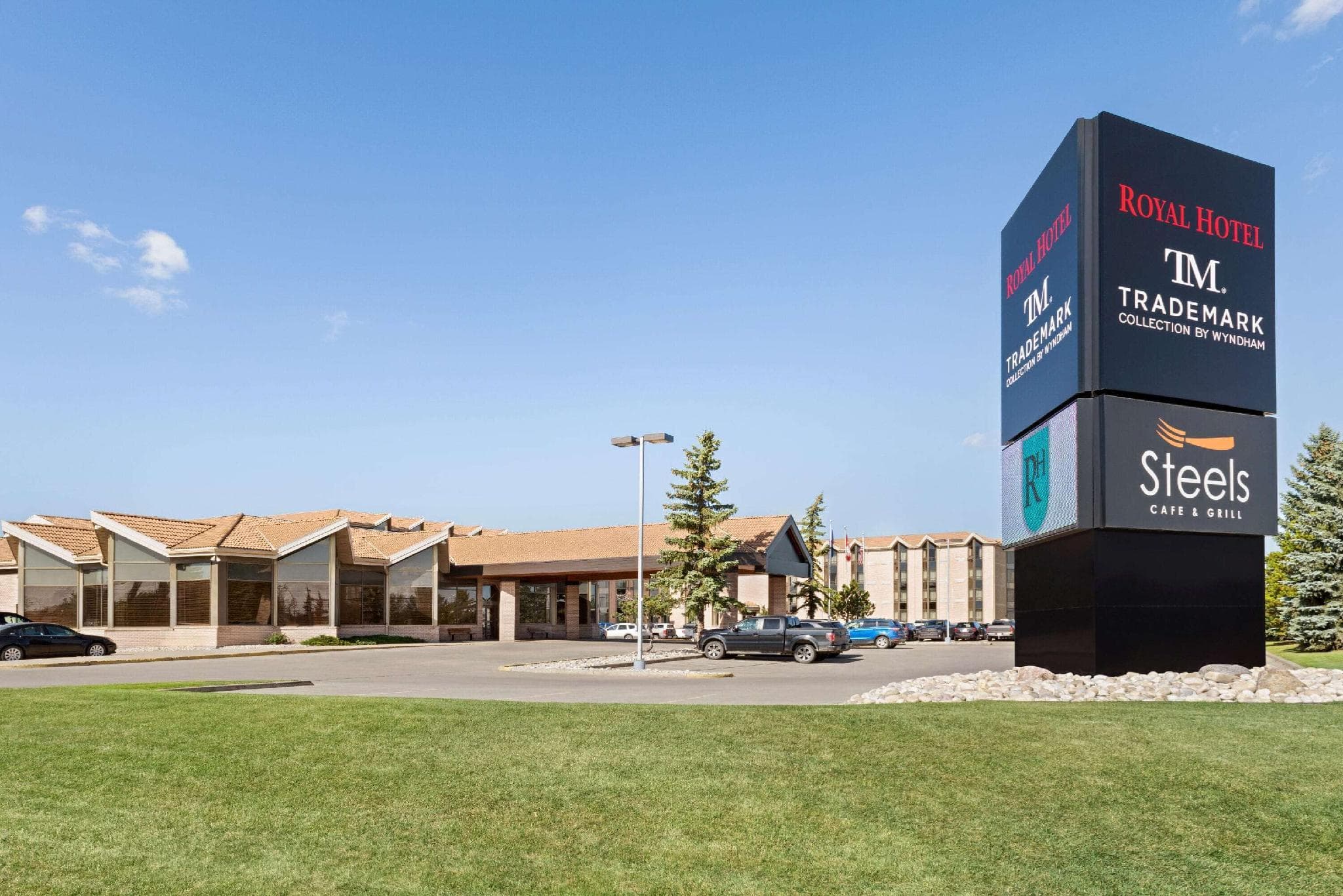 Royal Hotel West Edmonton, Trademark Collection by Wyndham