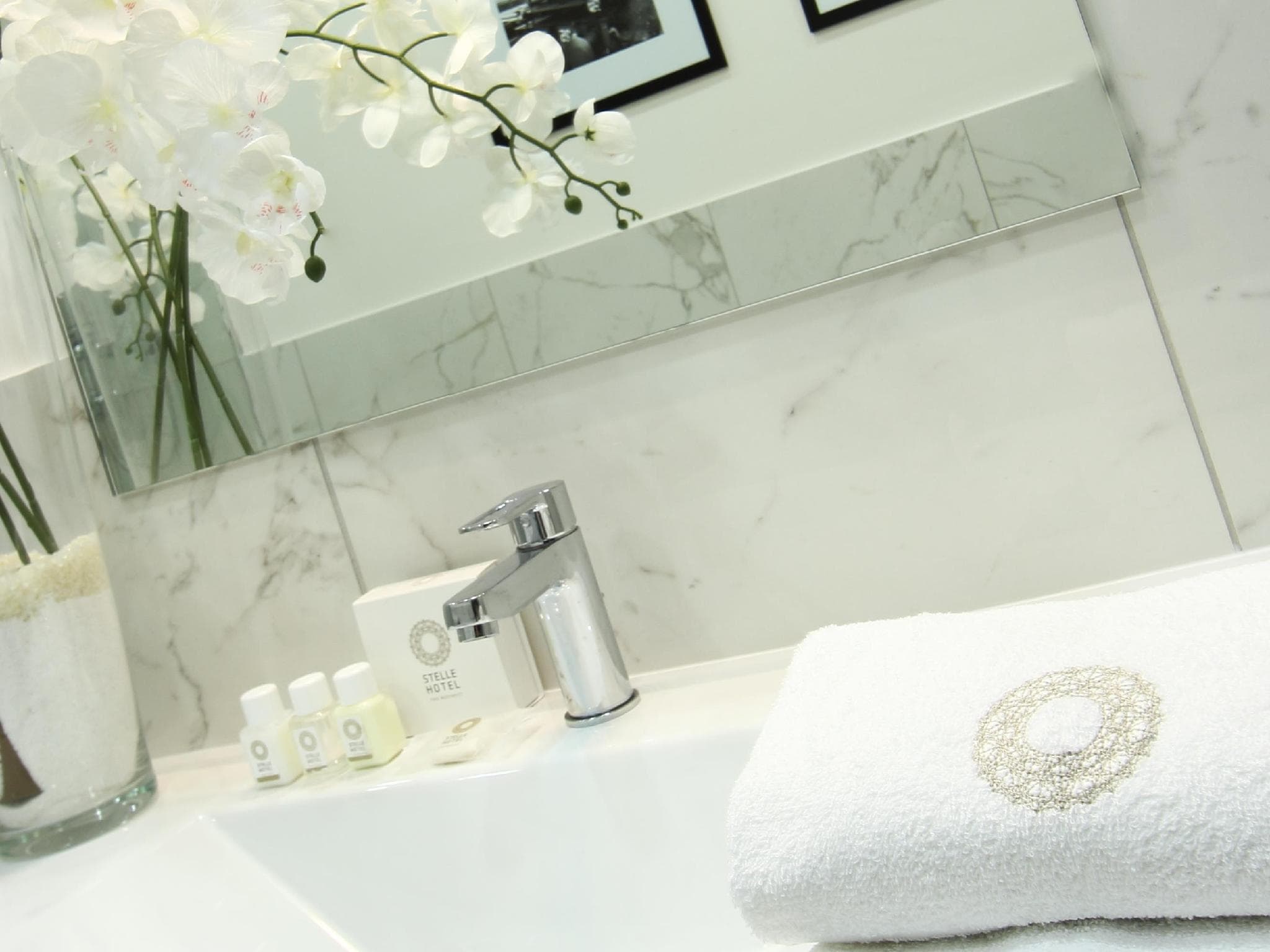 Stelle Hotel the Businest