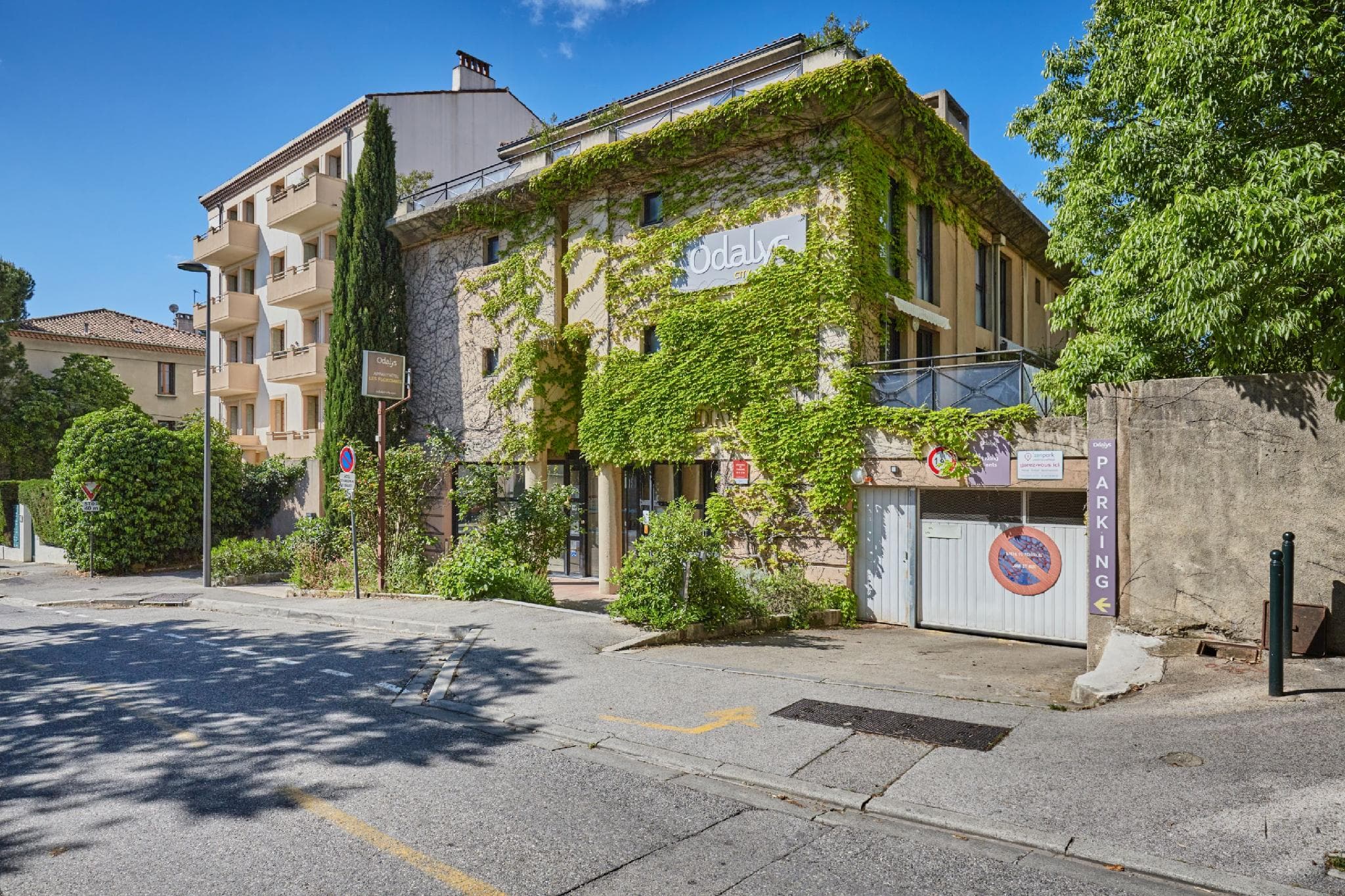 Aix en Provence Centre Rotonde