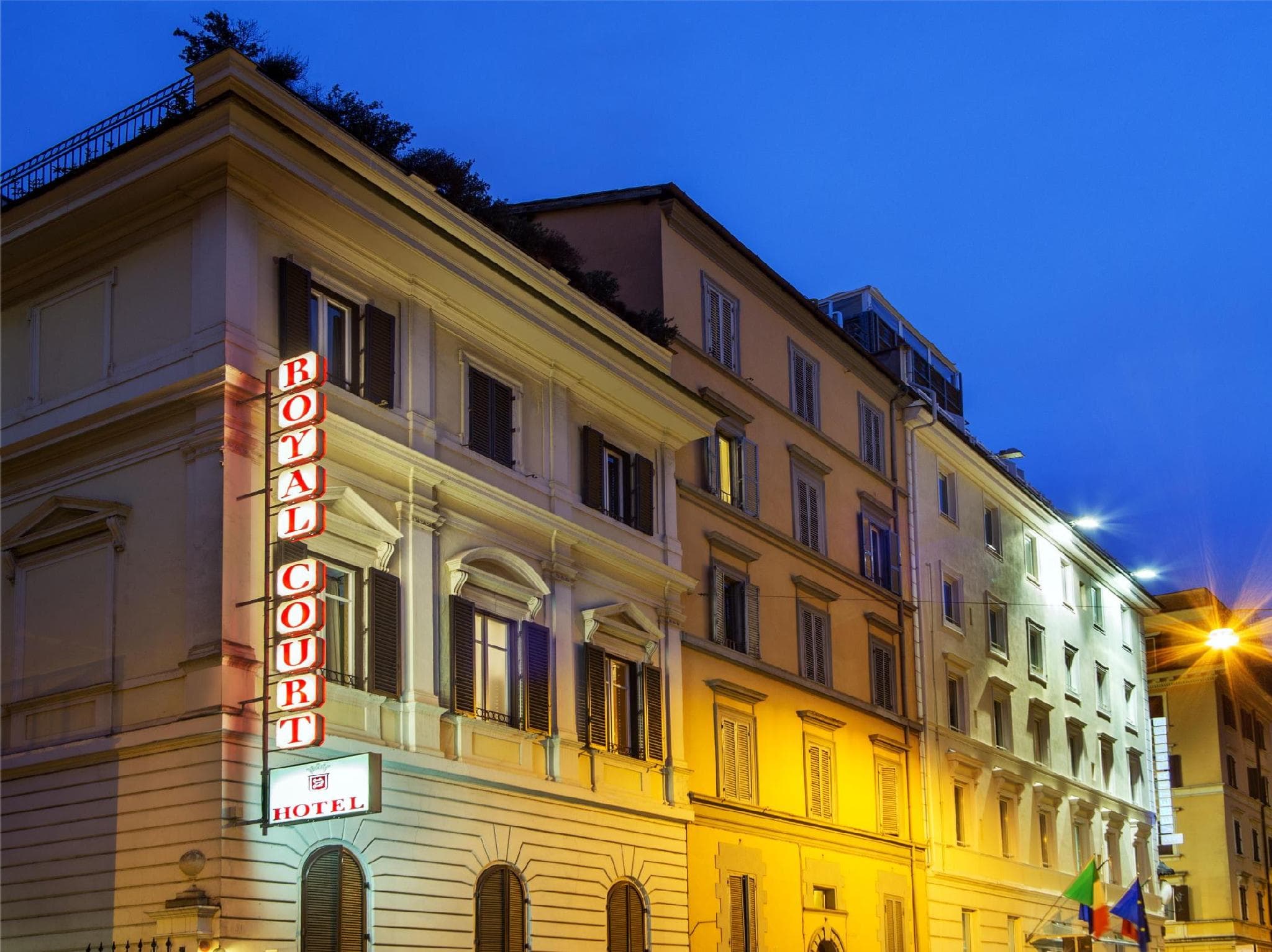 Royal Court Hotel