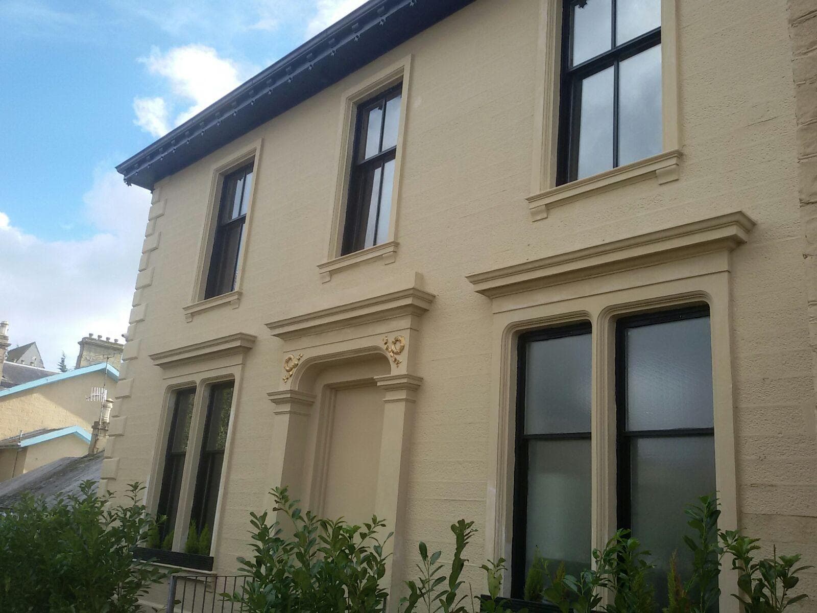 Crosshill house