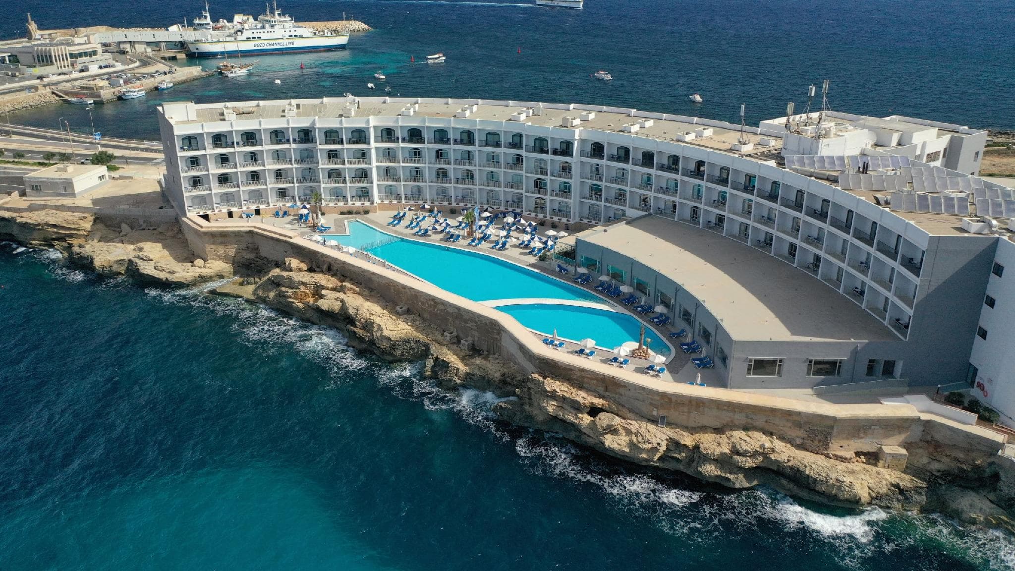 Paradise Bay Hotel