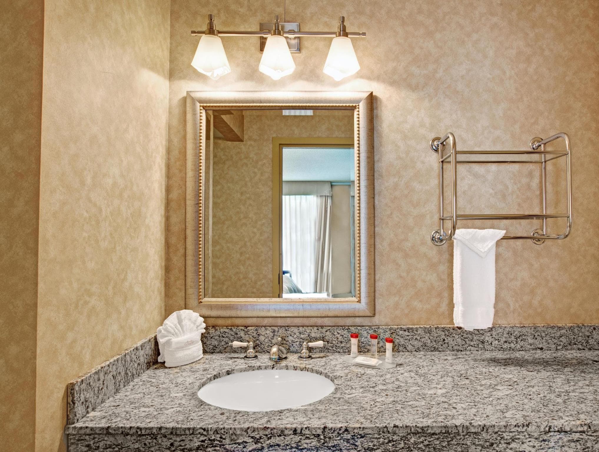 Quality Inn Wayne - Fairfield Area