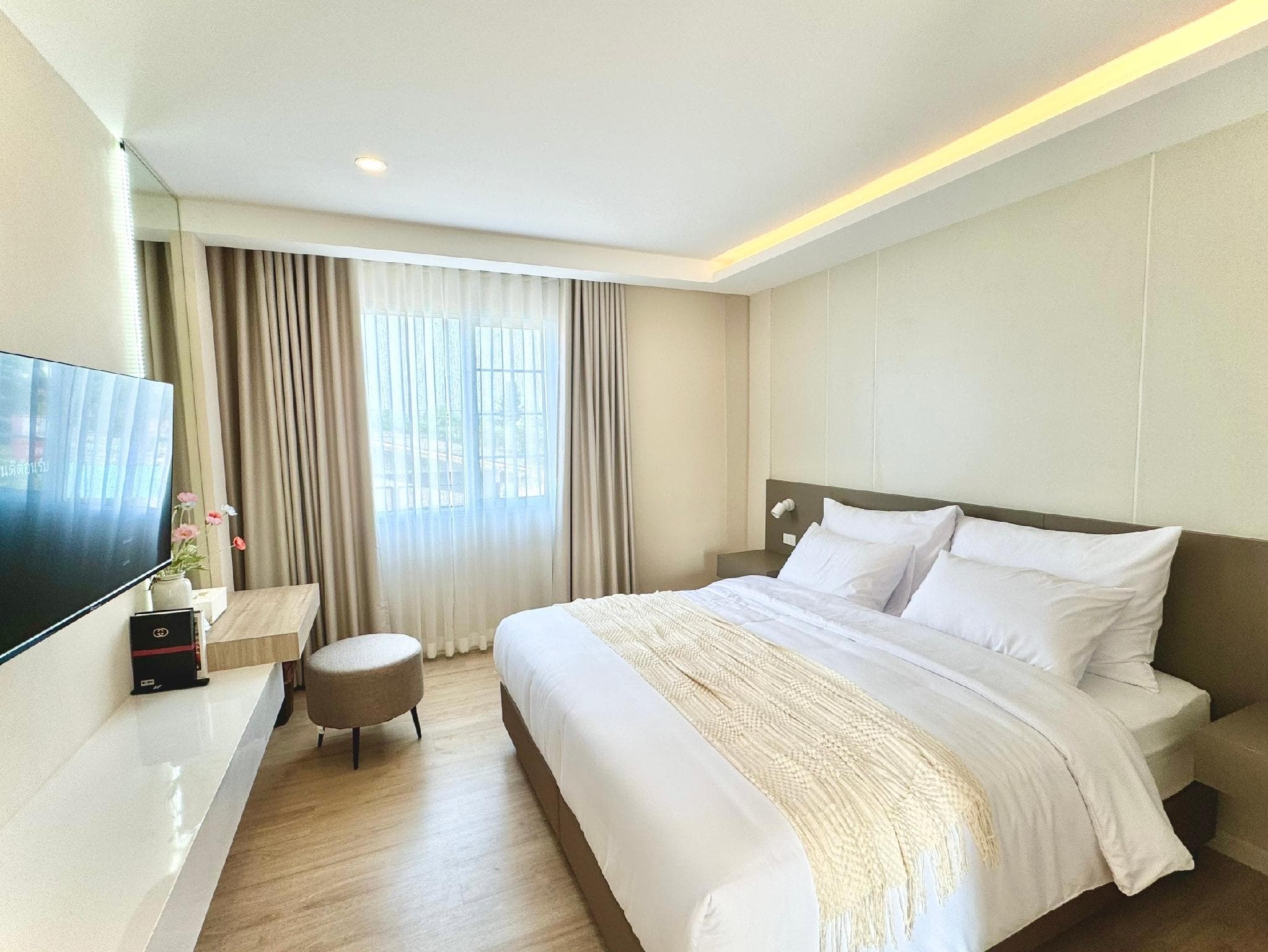 Sukh Jai Grand Luxury Boutique Hotel